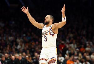 太阳VS湖人：狄龙与老詹对位，续约之战谁是赢家？