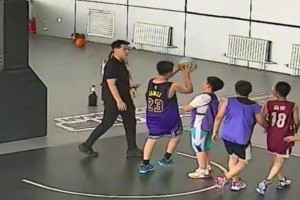 倒车步？学员：教练这招咋不上课教呢？教练：这我哪敢教啊