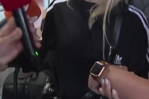 被传在西班牙夺冠派对一见钟情，女星梅娜否认与费兰托雷斯的绯闻