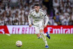 队长之肩，巴尔韦德逆境中坚定前行