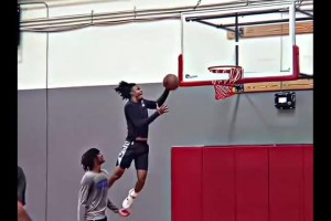简直离谱！看看莫兰特此前打野球的表现，说起飞就起飞啊