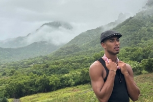 回归自然，贝林厄姆社交媒体分享山林度假照