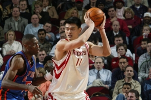 NBA最顶尖的15位身高7尺2以上的球员都有哪些？姚明名列其中，实至名归