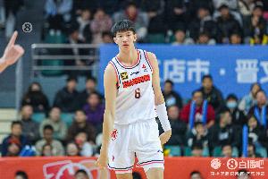 狂飙！黄明依续约宏远，主场战力再升级